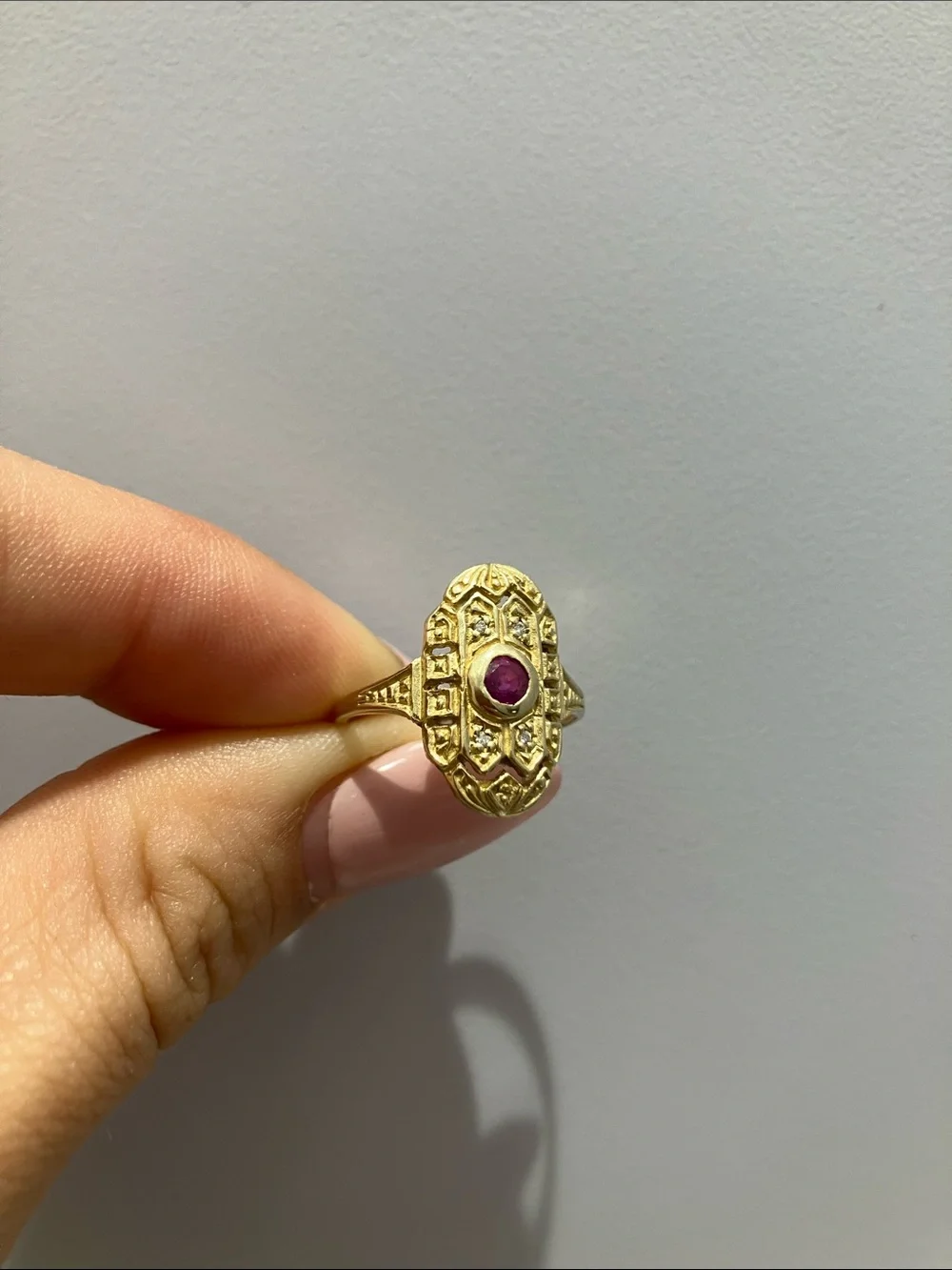 10k Stamped Gold Antique Victorian Art Deco Style Ring with Pink Center Stone